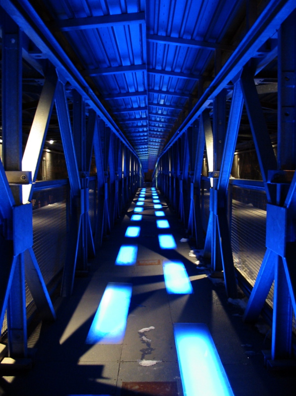 Passage de Wall Street vers le fleuve