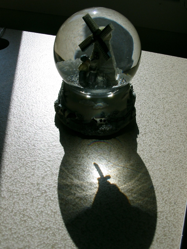 Boule de verre, neige sous soleil (02/26)