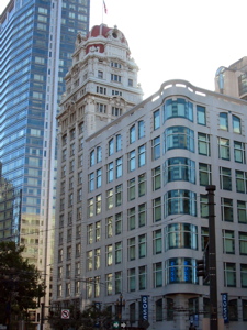 B&acirc;timent non identifi&eacute; (4th / Market St.)