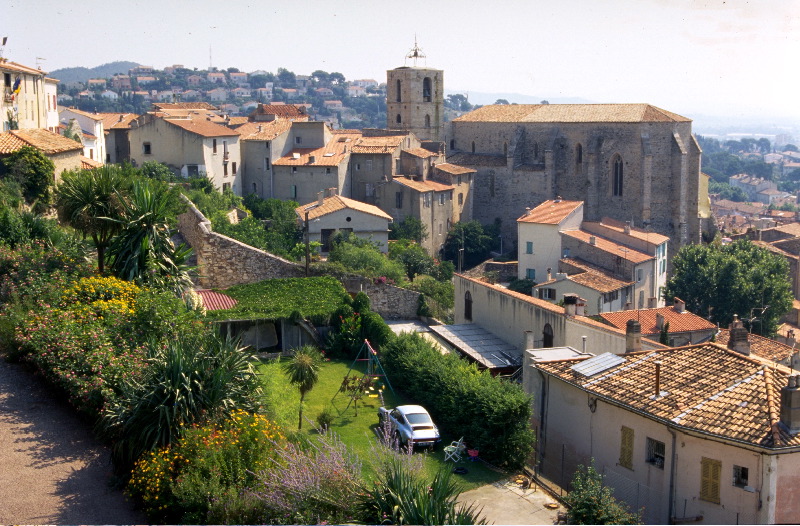 Beau panorama, pour ceux qui auront le courage de monter !