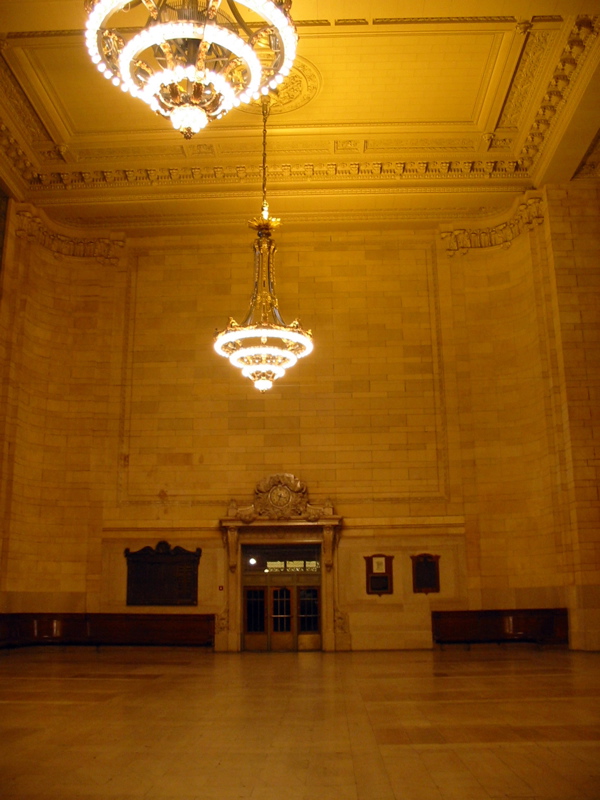 Le hall d'entr&eacute;e de la 42&egrave; rue