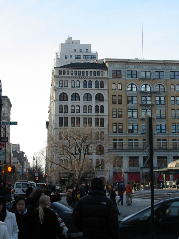 C&ocirc;t&eacute; sud-ouest du carr&eacute;