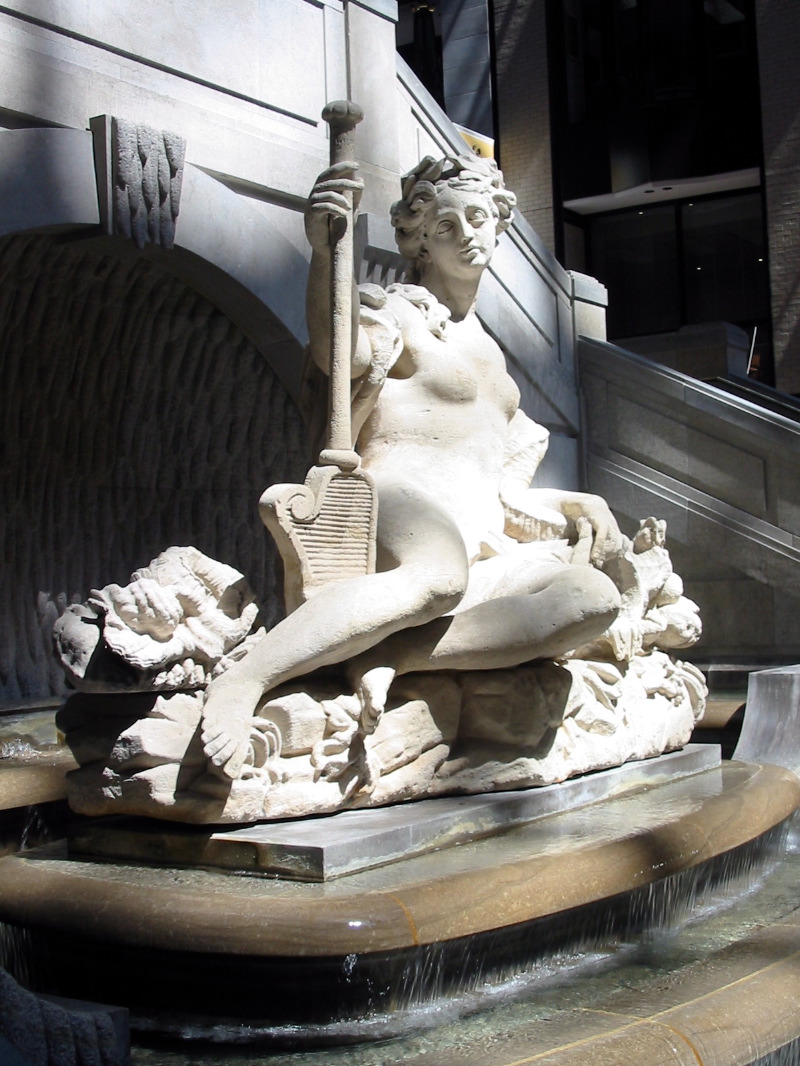 Amphitrite sous le soleil de la verri&egrave;re.