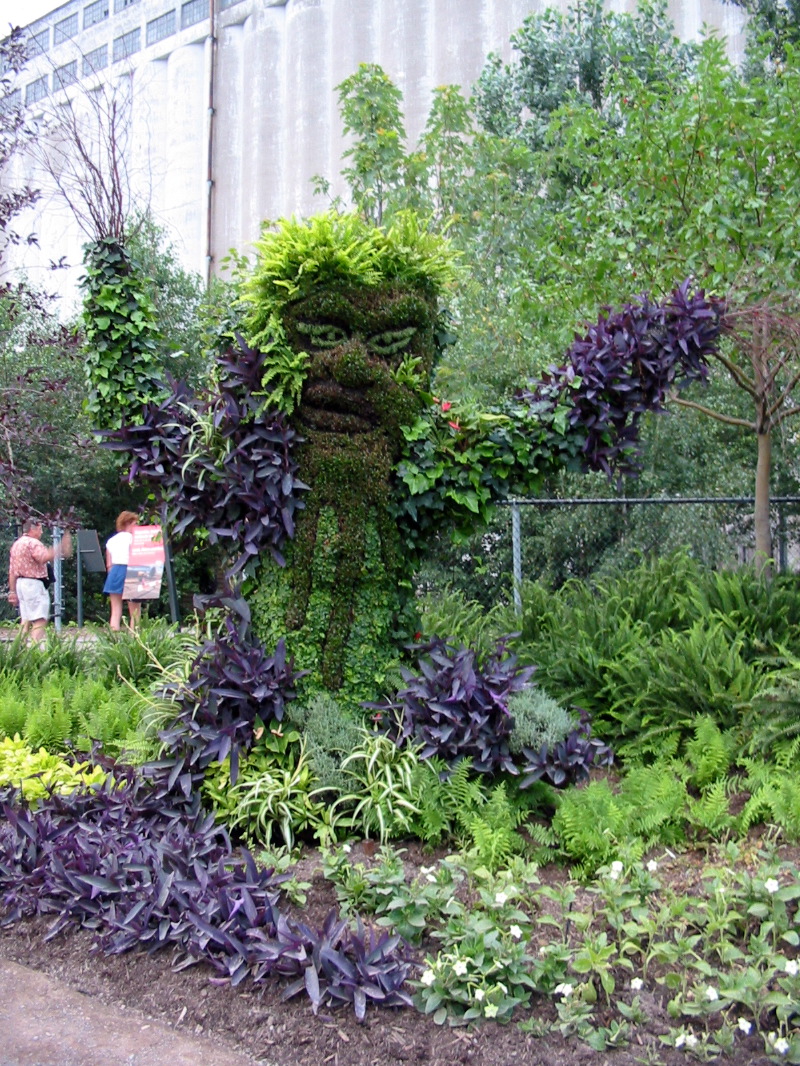 Une des cr&eacute;atures du Jardin du Qu&eacute;bec.