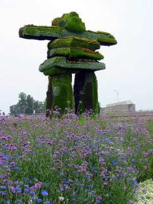 Inukshuk.