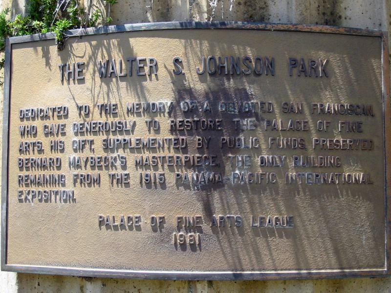 Plaque d&eacute;di&eacute;e &agrave; Walter S. Johnson