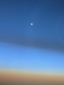 La lune s'en m&ecirc;le
