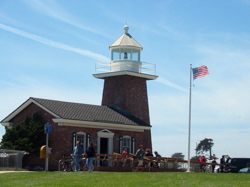Mus&eacute;e des surfers de Santa Cruz, Mark Abbott Memorial Lighthouse