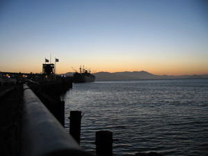 Quai pr&egrave;s de Fisherman's Wharf au soleil couchant